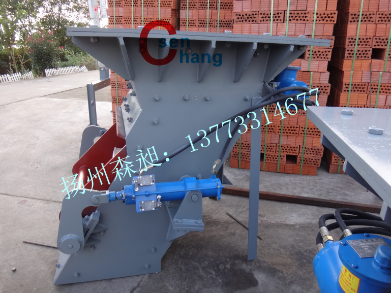 電液動(dòng)扇形閘門